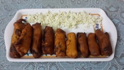 Stuffed Chilli Pakoda - Plattershare - Recipes, food stories and food lovers