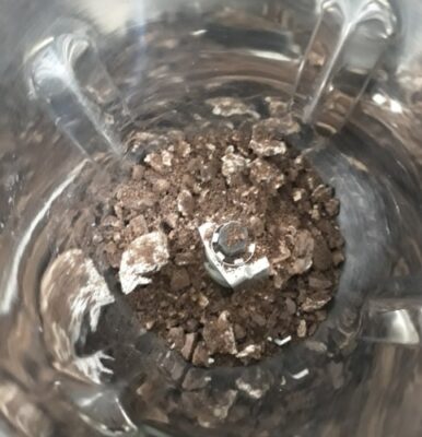 Monstrous Oreo Milkshake: A Fun and Delicious Treat for Kids - Plattershare - Recipes, food stories and food lovers Monstrous Oreo Milkshake: A Fun and Delicious Treat for Kids - Plattershare - Recipes, food stories and food lovers