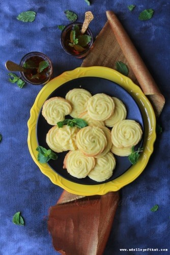 Rosette Custard Cookies A.K.A Melting Moments Cookies - Plattershare - Recipes, food stories and food lovers