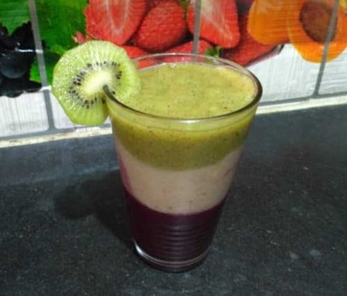 Rainbow Fruit Shake - Plattershare - Recipes, food stories and food enthusiasts