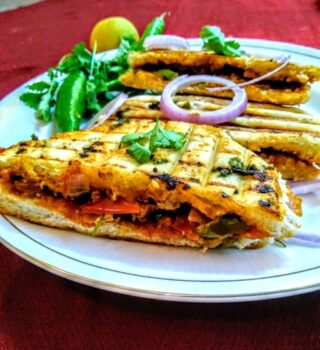 Paneer Stuffed Kulcha Sandwich - Plattershare - Recipes, food stories and food lovers