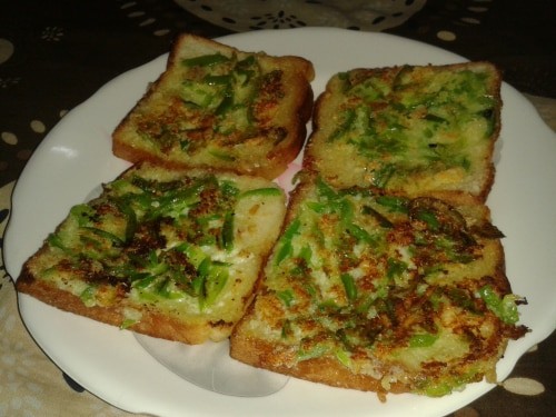 Bread Pizza - Plattershare - Recipes, food stories and food lovers Bread Pizza - Plattershare - Recipes, food stories and food lovers