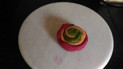 Tri Color Paratha - Plattershare - Recipes, food stories and food lovers Tri Color Paratha - Plattershare - Recipes, food stories and food lovers