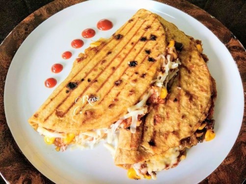 Grilled Chapati Sandwich - Plattershare - Recipes, Food Stories And Food Enthusiasts