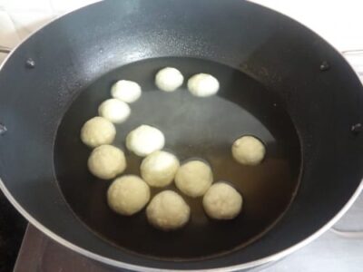 Rasagulla Recipe (Indian Cottage Cheese Dessert) - Plattershare - Recipes, food stories and food lovers Rasagulla Recipe (Indian Cottage Cheese Dessert) - Plattershare - Recipes, food stories and food lovers