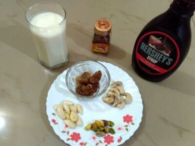 Healthy Almond, Pistachio Milkshake - Plattershare - Recipes, food stories and food lovers Healthy Almond, Pistachio Milkshake - Plattershare - Recipes, food stories and food lovers