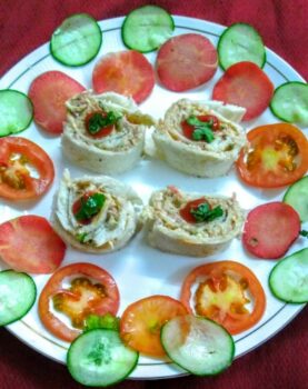 Healthy Vegetable Pinwheel Sandwich - Plattershare - Recipes, food stories and food lovers