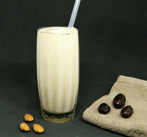 Almond Dates Milkshake - Plattershare - Recipes, food stories and food lovers