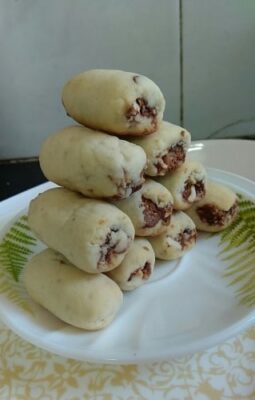 Cashew Dry Fruits Roll - Plattershare - Recipes, food stories and food lovers