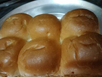 Pav Bhaji (Street Food) - Plattershare - Recipes, food stories and food lovers Pav Bhaji (Street Food) - Plattershare - Recipes, food stories and food lovers