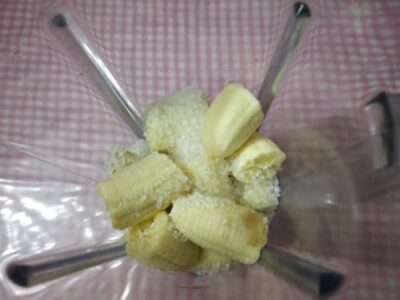 Creamy 4-Ingredient Banana Nice Cream (Vegan, Gluten-Free) - Plattershare - Recipes, food stories and food lovers Creamy 4-Ingredient Banana Nice Cream (Vegan, Gluten-Free) - Plattershare - Recipes, food stories and food lovers