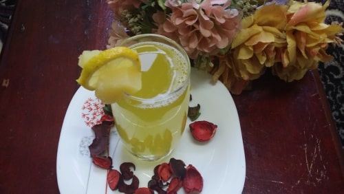 Pineapple Lemonade - Plattershare - Recipes, food stories and food lovers