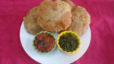 Jowar And Wheat Flour Pooris - Plattershare - Recipes, food stories and food lovers