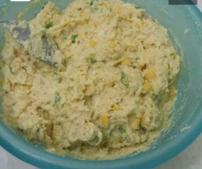 Cheesy Mexican Cornbread - Plattershare - Recipes, food stories and food lovers Cheesy Mexican Cornbread - Plattershare - Recipes, food stories and food lovers