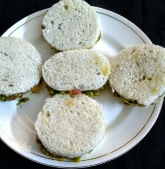 Cucumber Healthy Sandwich - Plattershare - Recipes, food stories and food lovers