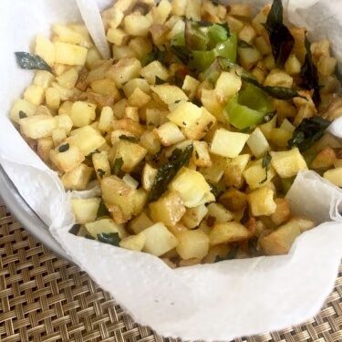 Potato Bhaji - Plattershare - Recipes, food stories and food lovers