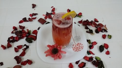 Mexican Strawberry Water (Agua De Fresca) - Plattershare - Recipes, food stories and food lovers Mexican Strawberry Water (Agua De Fresca) - Plattershare - Recipes, food stories and food lovers