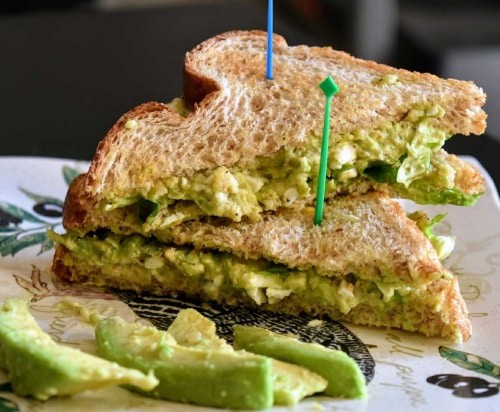 Avocado And Egg Sandwich - Plattershare - Recipes, food stories and food lovers