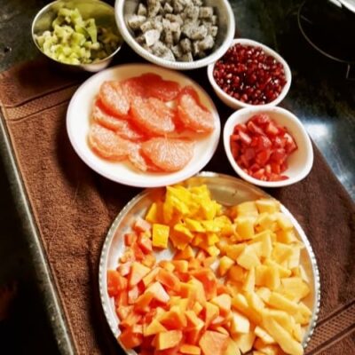 Fruit Jello Popsicles - Plattershare - Recipes, food stories and food lovers Fruit Jello Popsicles - Plattershare - Recipes, food stories and food lovers