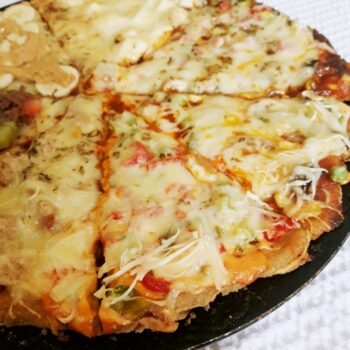 Whole Wheat Corn Meal Assorted Pizza - Plattershare - Recipes, food stories and food lovers