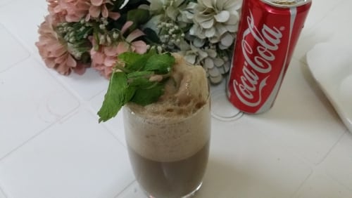 Coke Chocolate Icecream Float - Plattershare - Recipes, food stories and food lovers
