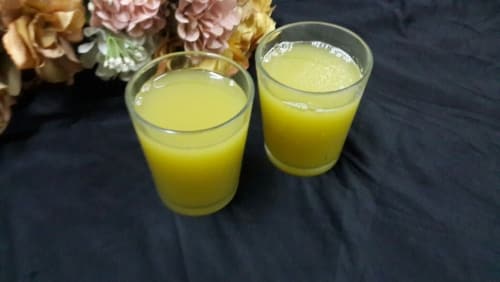 Ganne Ka Ras (Sugarcane Juice) - Plattershare - Recipes, food stories and food lovers