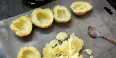 Couscous Stuffed Cheesy Potato Skins - Plattershare - Recipes, food stories and food lovers Couscous Stuffed Cheesy Potato Skins - Plattershare - Recipes, food stories and food lovers