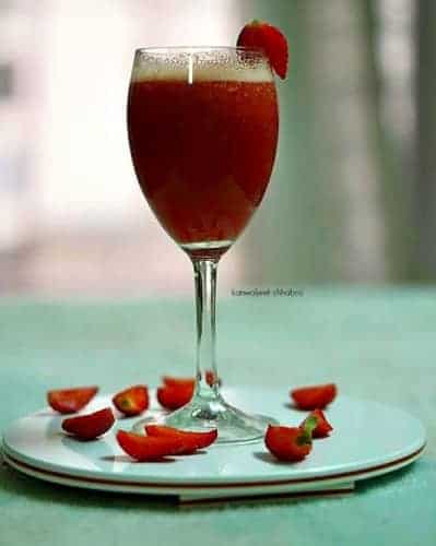Sugarcane Strawberry Cooler - Plattershare - Recipes, food stories and food lovers