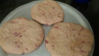 Beetroot Pita Pockets - Plattershare - Recipes, food stories and food lovers