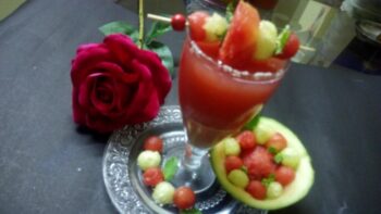 Berry Melony Drink Recipe - Plattershare - Recipes, food stories and food lovers