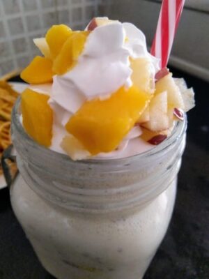 Apple And Mango Smoothie!! - Plattershare - Recipes, food stories and food lovers Apple And Mango Smoothie!! - Plattershare - Recipes, food stories and food lovers