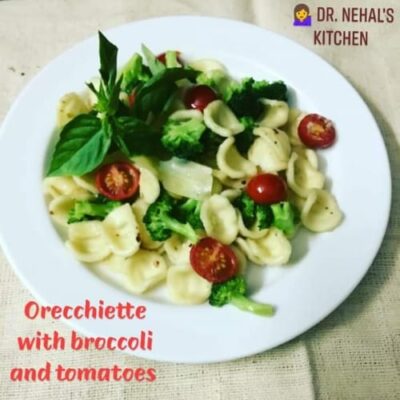 Orecchiette With Broccoli And Tomatoes - Plattershare - Recipes, food stories and food lovers Orecchiette With Broccoli And Tomatoes - Plattershare - Recipes, food stories and food lovers