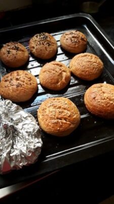 Easy Wheat Flour Dinner Buns With Baked Veggies - Plattershare - Recipes, food stories and food lovers Easy Wheat Flour Dinner Buns With Baked Veggies - Plattershare - Recipes, food stories and food lovers