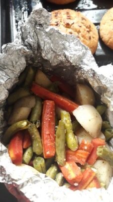 Easy Wheat Flour Dinner Buns With Baked Veggies - Plattershare - Recipes, food stories and food lovers Easy Wheat Flour Dinner Buns With Baked Veggies - Plattershare - Recipes, food stories and food lovers