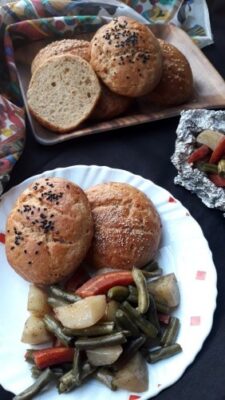 Easy Wheat Flour Dinner Buns With Baked Veggies - Plattershare - Recipes, food stories and food lovers Easy Wheat Flour Dinner Buns With Baked Veggies - Plattershare - Recipes, food stories and food lovers