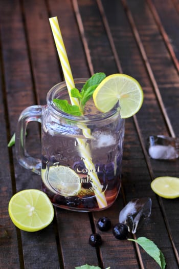 Blueberry And Lemon Slim Belly Water - Plattershare - Recipes, Food Stories And Food Enthusiasts