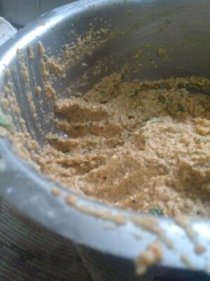Rajasthani Kanji Vada - Plattershare - Recipes, food stories and food lovers Rajasthani Kanji Vada - Plattershare - Recipes, food stories and food lovers