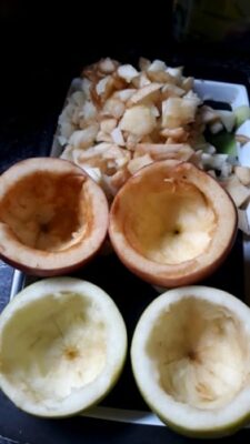 Apple Crisp Stuffed Baked Apples - Plattershare - Recipes, food stories and food lovers Apple Crisp Stuffed Baked Apples - Plattershare - Recipes, food stories and food lovers