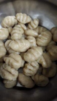 Eggless Gnocchi alla Romana: A Comforting Italian Classic - Plattershare - Recipes, food stories and food lovers Eggless Gnocchi alla Romana: A Comforting Italian Classic - Plattershare - Recipes, food stories and food lovers