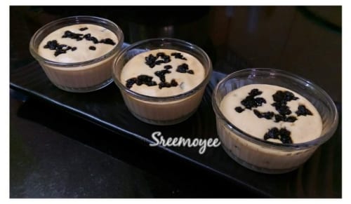 Blackcurrant Baked Yoghurt - Plattershare - Recipes, food stories and food lovers