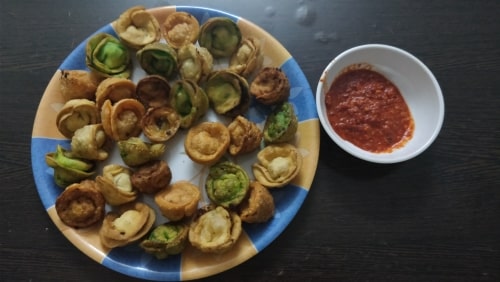 Tri Color Chinese Veg Wontons With Garlic Sauce - Plattershare - Recipes, food stories and food lovers