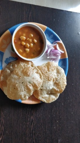 Channa Batura - Plattershare - Recipes, food stories and food lovers