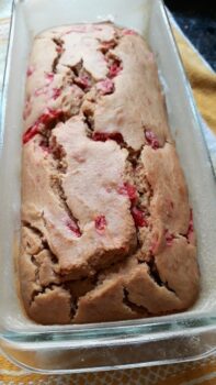 Pv'S Cherry Bread Glazed With Cherry Sauce - Plattershare - Recipes, food stories and food lovers