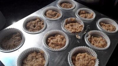Healthy Musk Melon Cupcakes with a 5-Flour Blend - Plattershare - Recipes, food stories and food lovers Healthy Musk Melon Cupcakes with a 5-Flour Blend - Plattershare - Recipes, food stories and food lovers