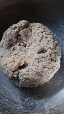 Nutritious Sabja Seed Whole Wheat Focaccia - Plattershare - Recipes, food stories and food lovers Nutritious Sabja Seed Whole Wheat Focaccia - Plattershare - Recipes, food stories and food lovers