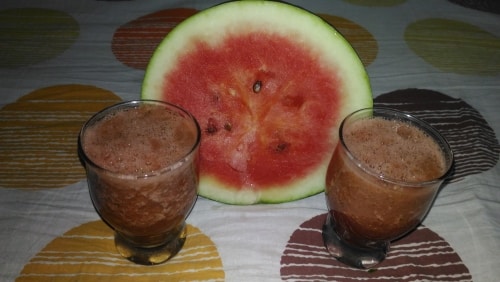 Watermelon Strawberry Mint Water - Plattershare - Recipes, food stories and food lovers