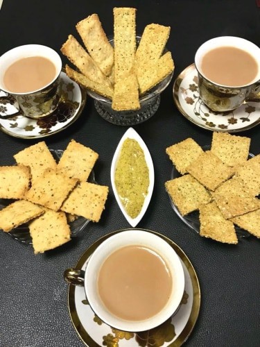 Multigrain Masala/Savoury Crackers With Or Without Oven - Plattershare - Recipes, food stories and food lovers