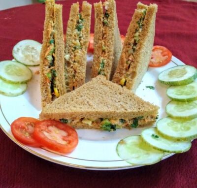 Healthy & Refreshing Veggie Sandwich on Whole Wheat Bread - Plattershare - Recipes, food stories and food lovers Healthy & Refreshing Veggie Sandwich on Whole Wheat Bread - Plattershare - Recipes, food stories and food lovers