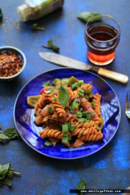 Simple Red Sauce Pasta Recipe For Weight Loss (200 Calorie Meal) - Plattershare - Recipes, food stories and food lovers