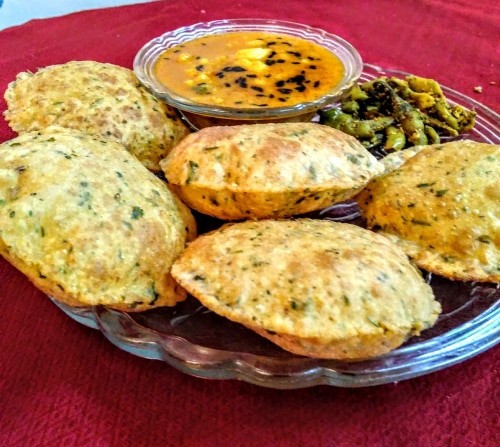 Masaledar Spicy Aalo With Ajwain Methi Puri - Plattershare - Recipes, Food Stories And Food Enthusiasts